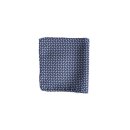 "Maglie di Catena" in Blau auf Beige