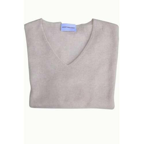 Cashmere V-Neck Pullover in Camel